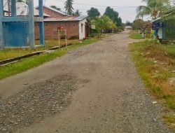 Warga Desa Takkalala Luwu Utara Berharap pasangan 02 Realisasikan Janjinya Untuk Pengaspalan Akses Jalan Dusun Rampoang