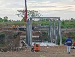 Dugaan Proyek Asal Jadi, Jembatan Penghubung Lombok Tengah Hancur Sebelum Selesai